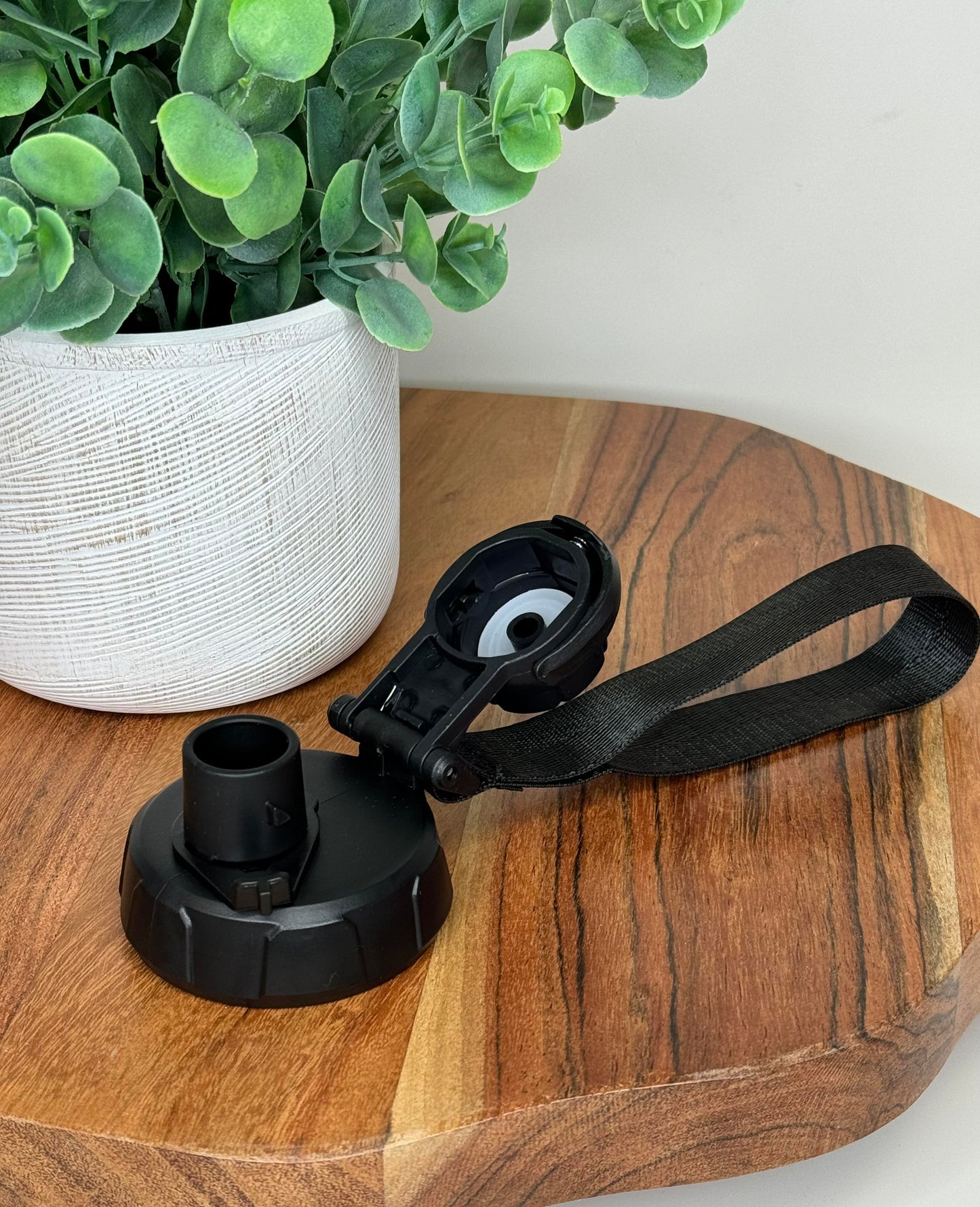 Strap and Spout Replacement Lid for Water bottles