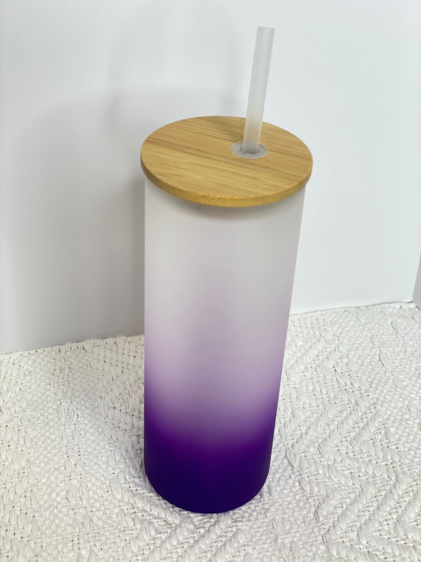 Ombre Colored 25 Oz Frosted Glass Tumbler w/ Bamboo Lid