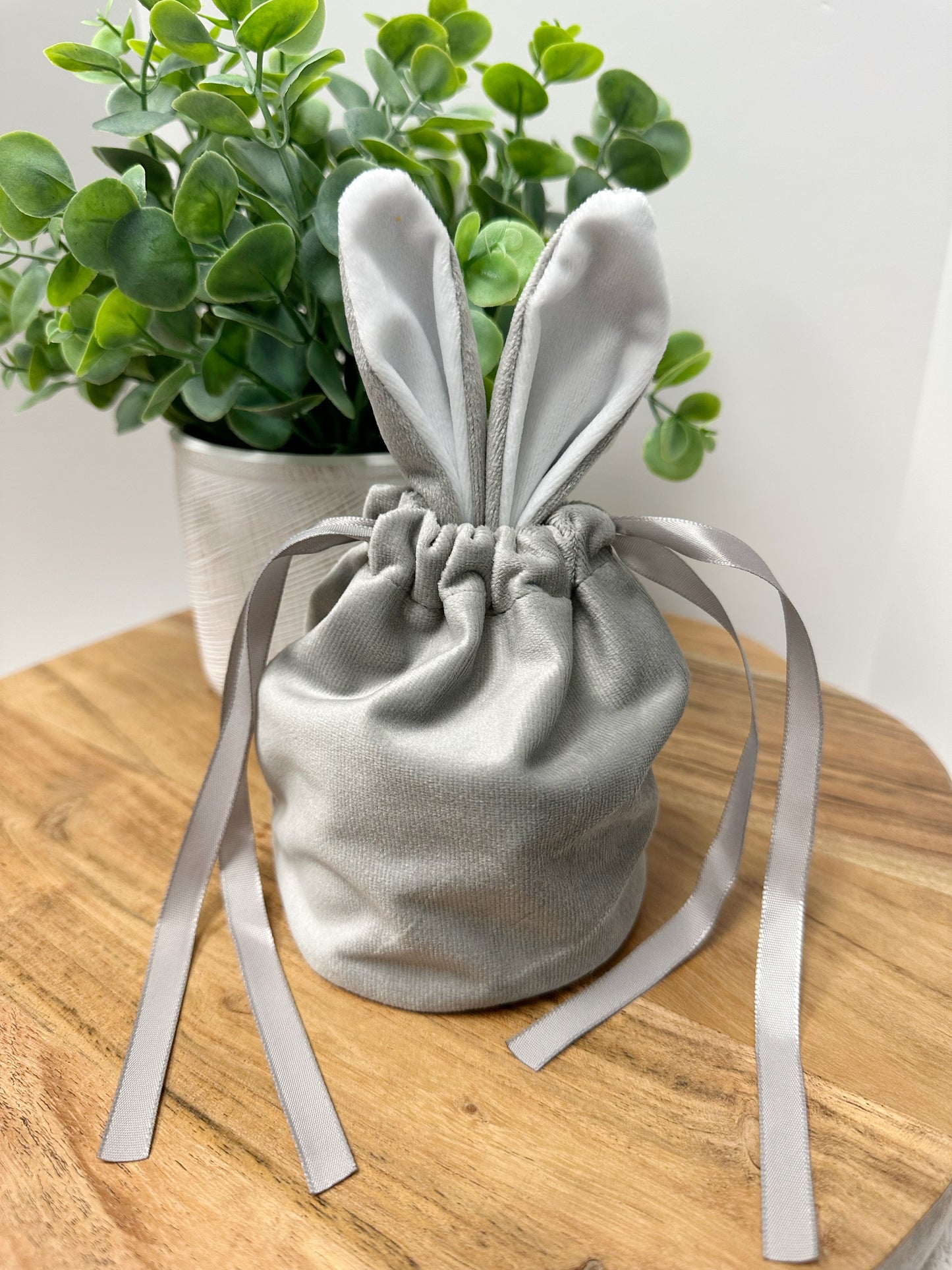 Mini Velvet BUNNY Gift Pouches