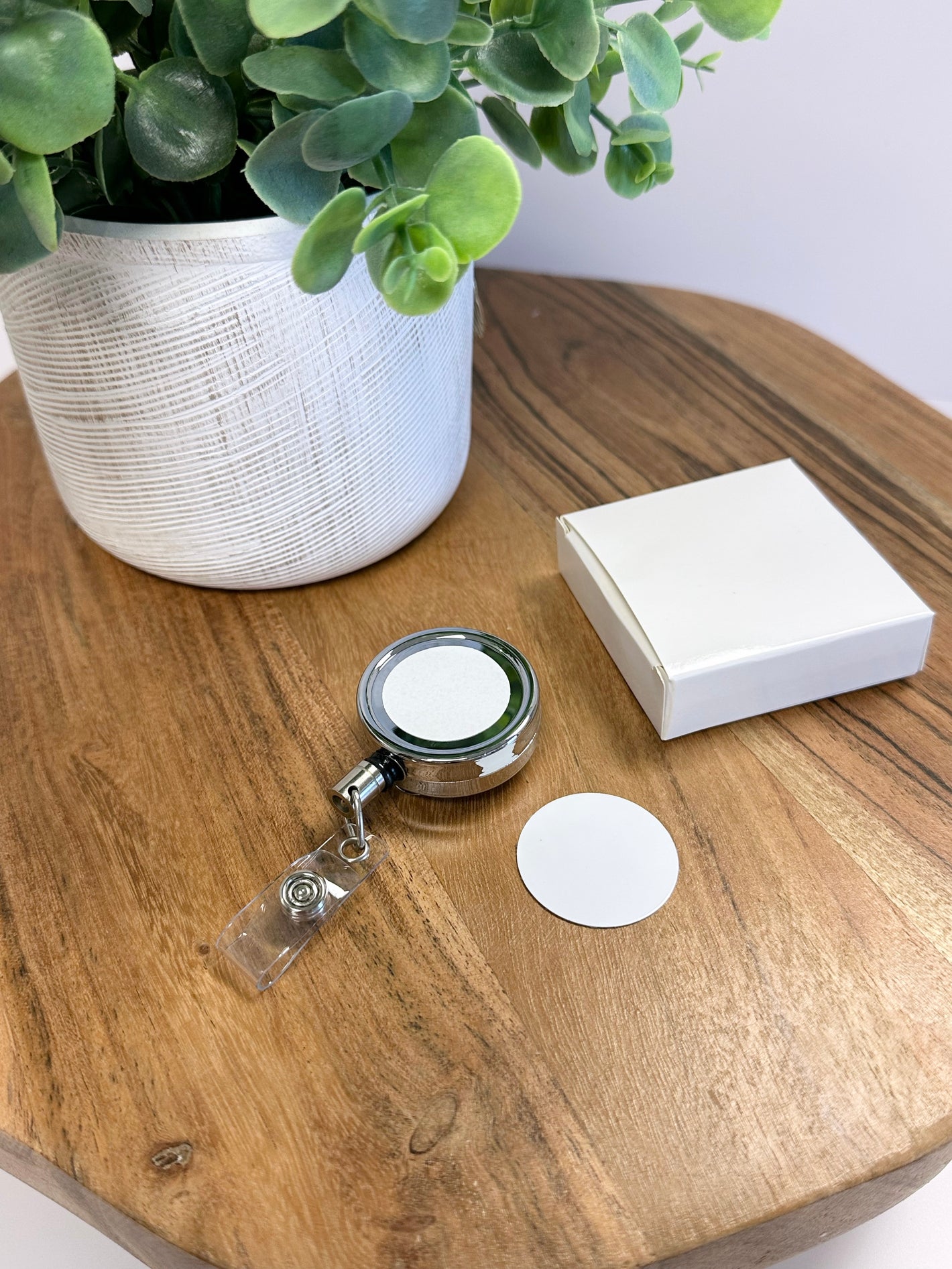 Simple Metal Badge Reels
